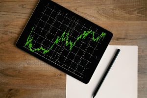 ¿Buscas libertad financiera? Estas profesiones digitales pueden darte ingresos escalables y remotos